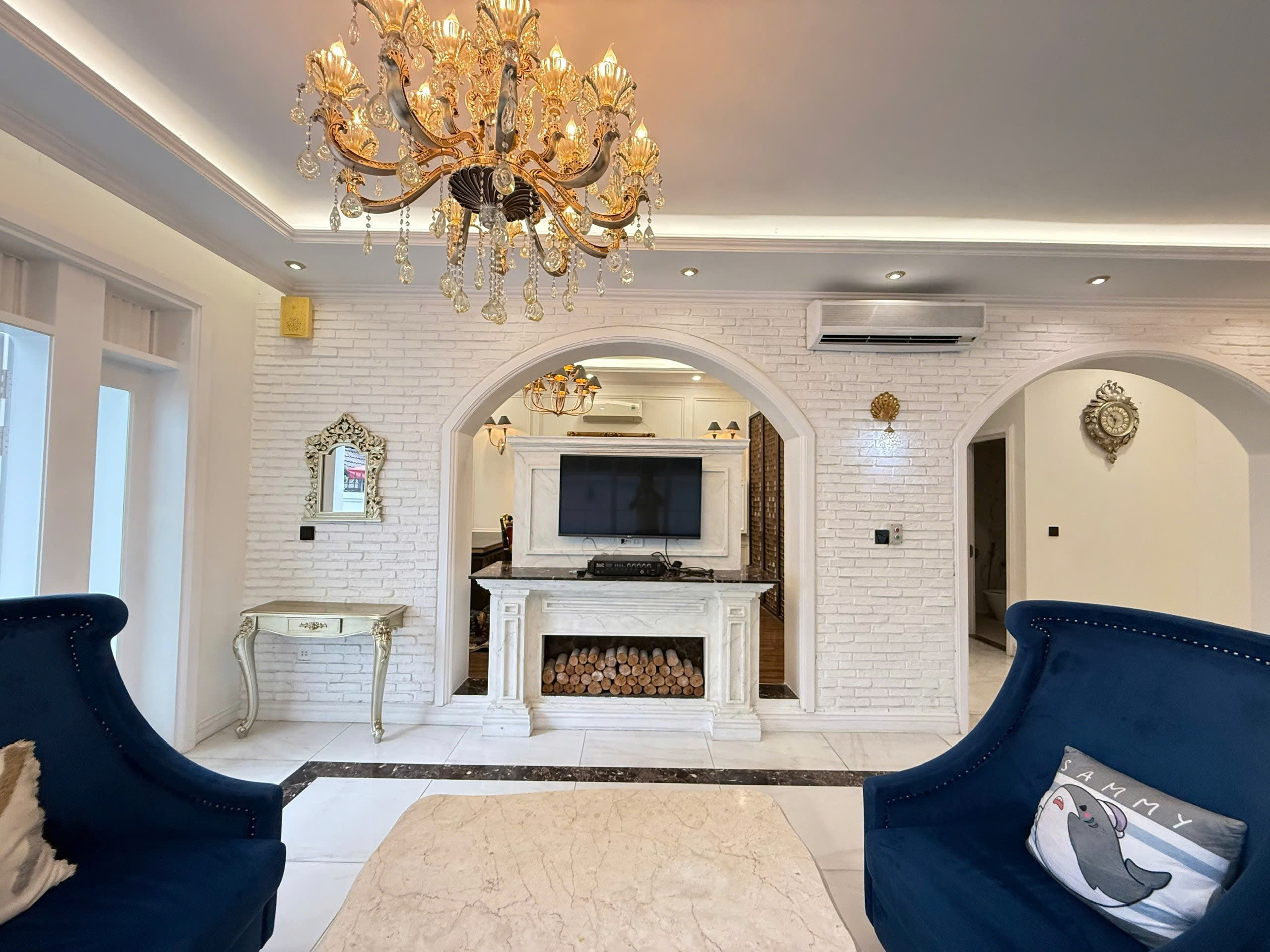 Bán Biệt Thự Nam Phú Villas Quận 7 – 288m² – Sổ Hồng Riêng – Giá 42 Tỷ