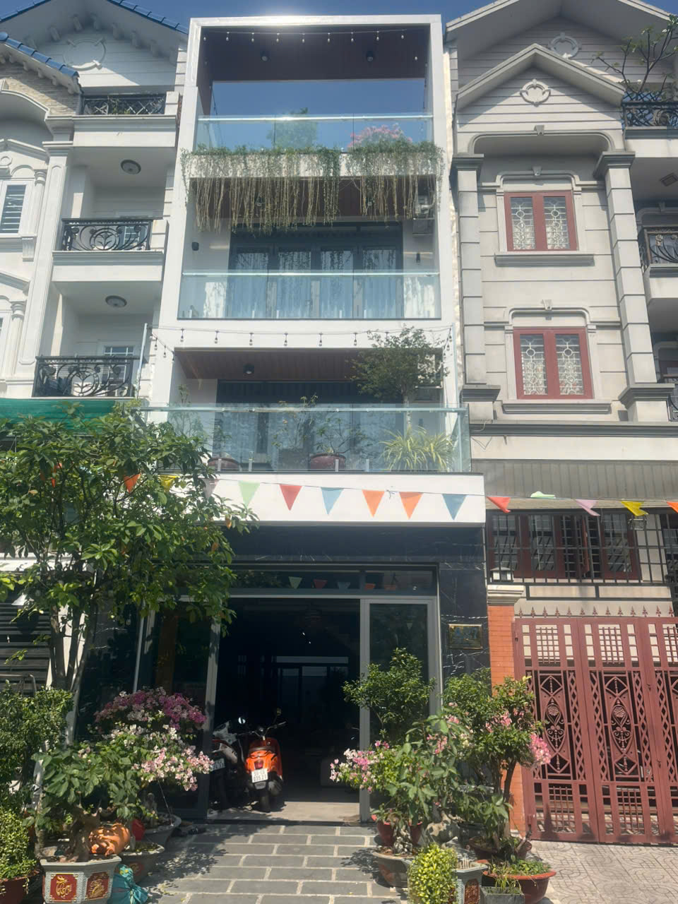 Bán Nhà Phố KDC Nam Long Tân Thuận Nam, Quận 7 – Full Nội Thất Cao Cấp