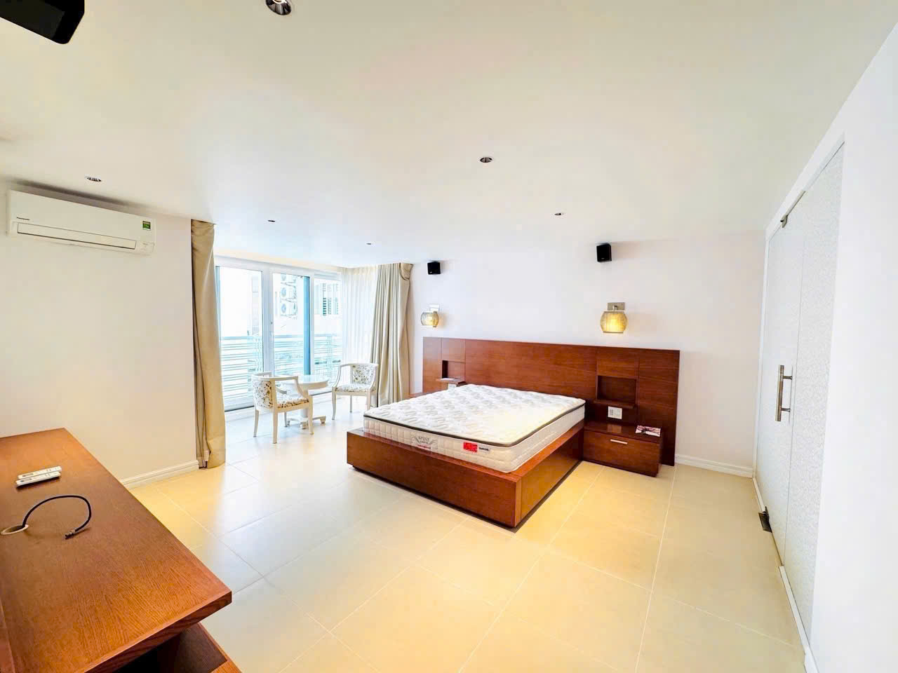 z6960566087869_24d2c083475a6e41bab6d8e6edf38f47