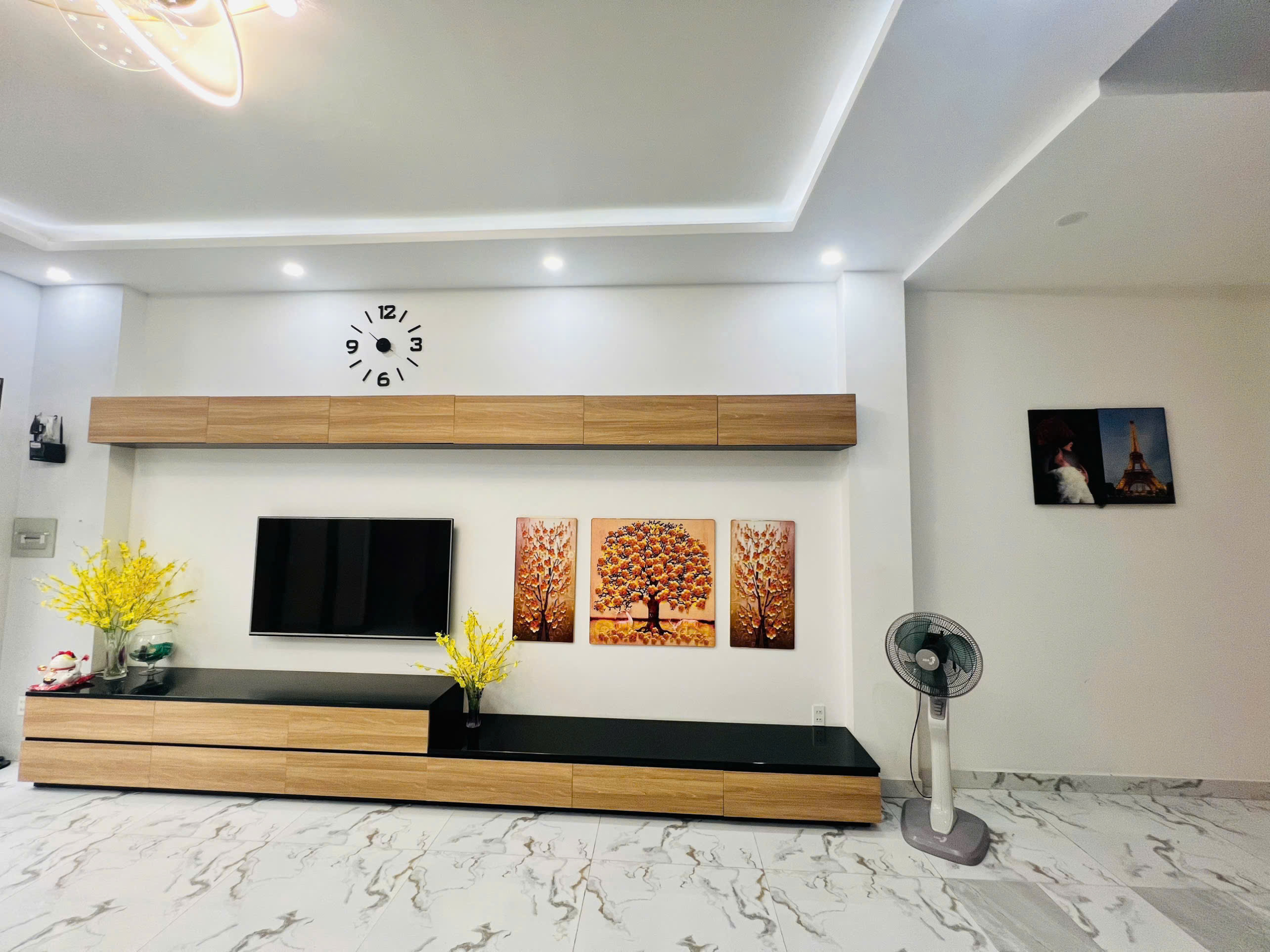 z6972866341657_5c2078407432464c86482032d5856eae