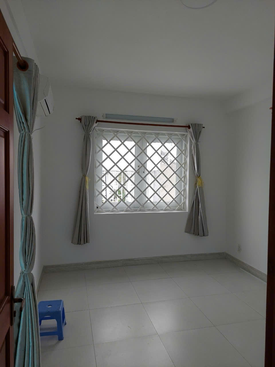 z6988498733615_e22bfacab7cc06a9ac3f5754b14a6a7b