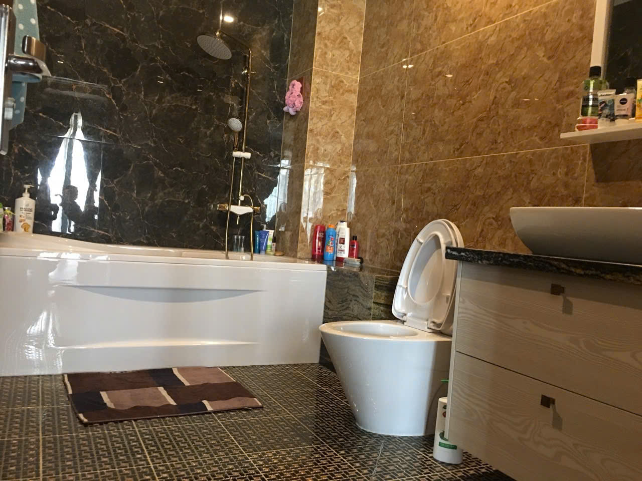 z7097417118428_4362c32df613243f58ef899242ae55ca