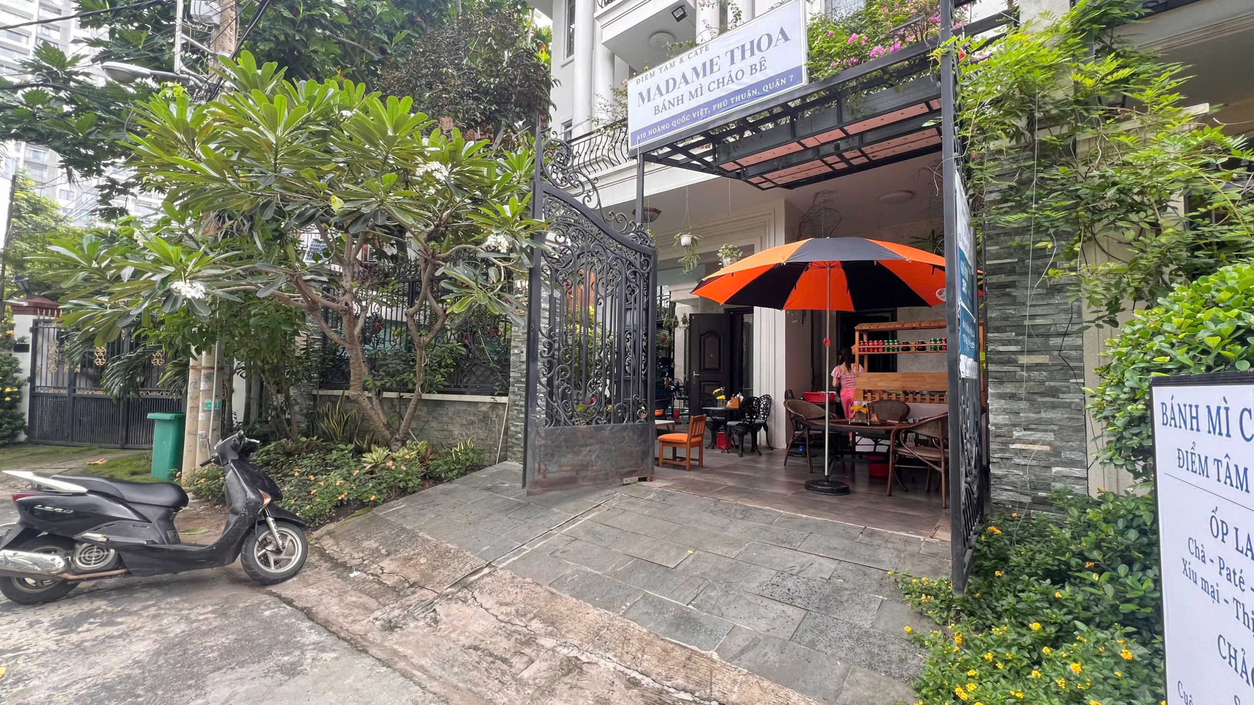 z7115740030581_55e54f3e9d42fbd274bebe947d92307c