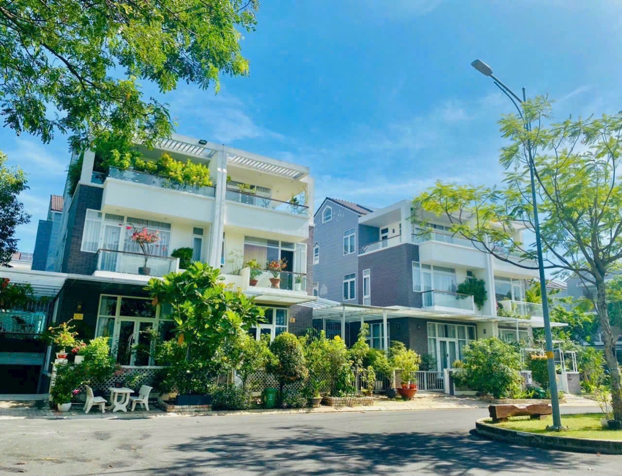 Bán nhà phố Jamona City Quận 7 – Sổ hồng riêng, hướng Đông Nam, gần công viên, giá tốt chỉ 15.5 tỷ