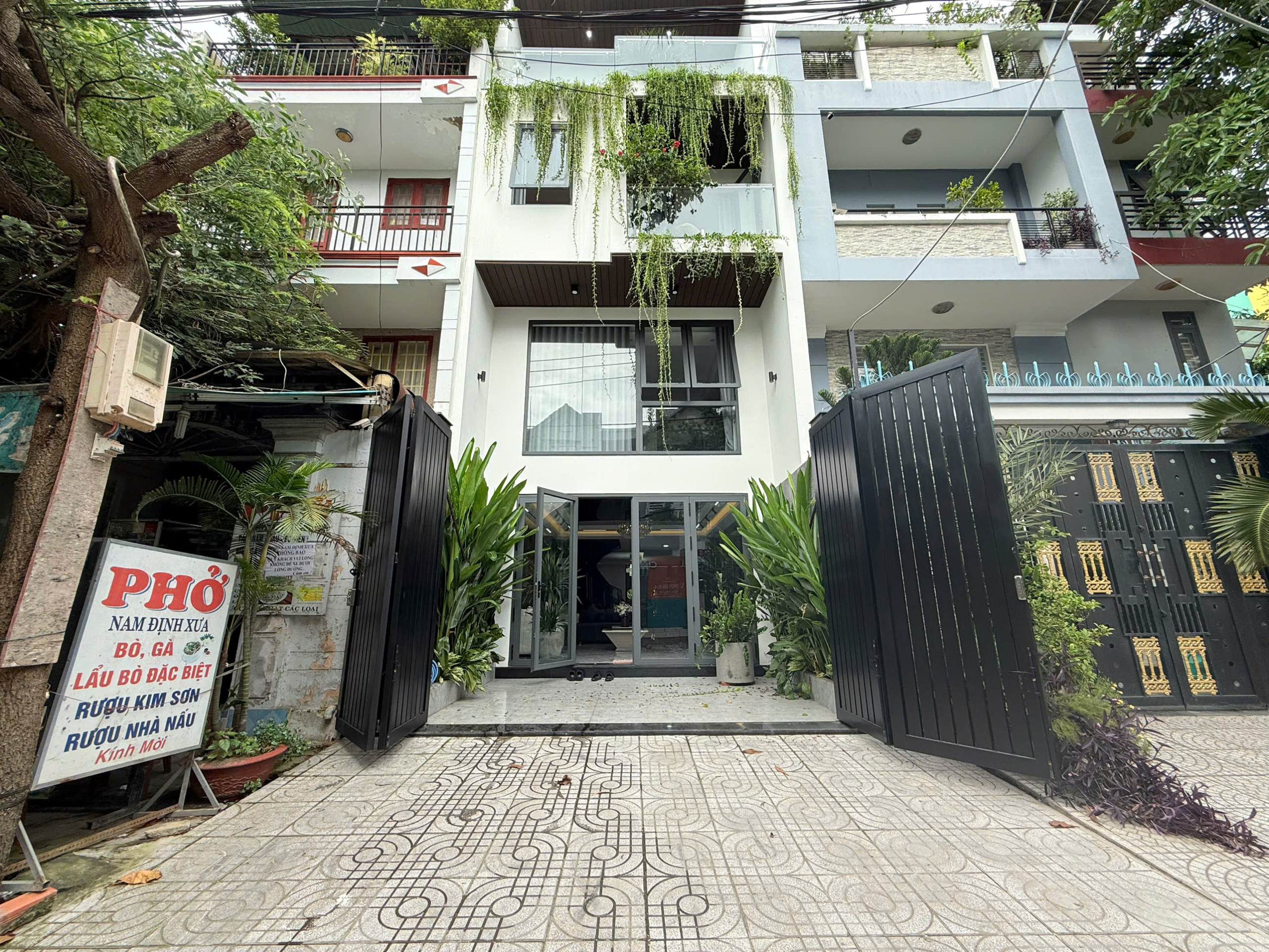 Bán nhà khu dân cư Tân Thành Lập Quận 7 – Sổ hồng hoàn công, full nội thất cao cấp, giá 16.5 tỷ thương lượng