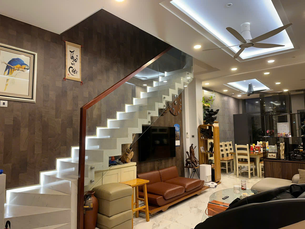 Bán nhà phố khu dân cư Công Ích Phú Mỹ Quận 7 – Sổ hồng riêng, 4PN, 4WC, vị trí đẹp gần Phạm Hữu Lầu – Giá 14 tỷ thương lượng