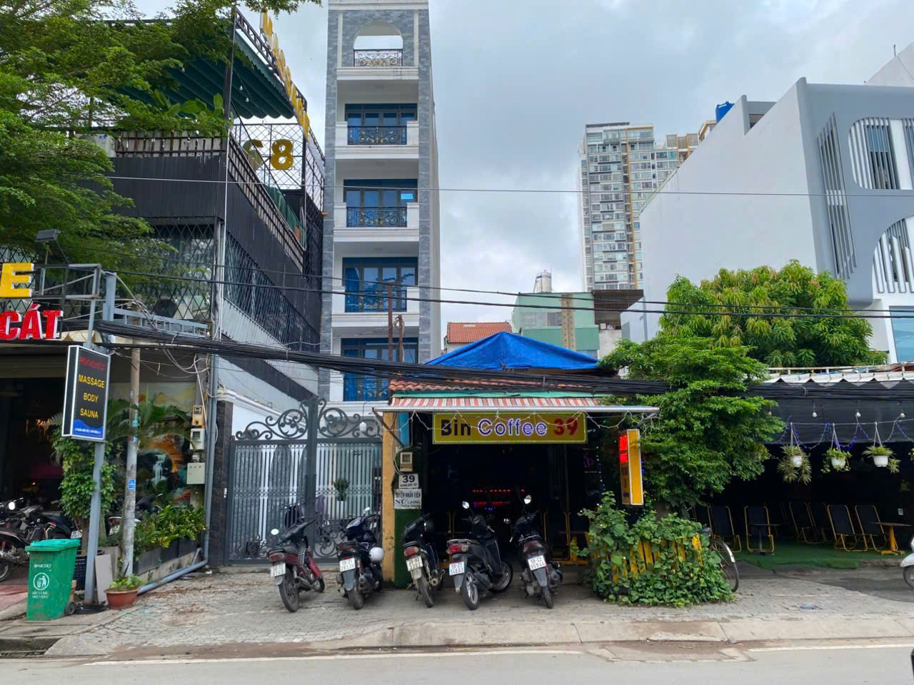 Bán Nhà Mặt Tiền Hoàng Quốc Việt, Phường Phú Thuận, Quận 7 – Sổ Hồng Mới 2024, Kinh Doanh Café – Giá 10.5 Tỷ