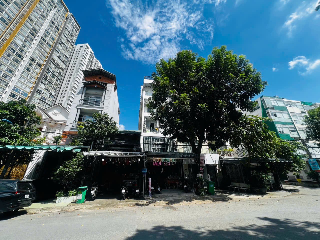 Bán Nhà Mặt Tiền Đường 24m KDC Lacasa Vạn Phát Hưng Quận 7 Hợp đồng thuê 35 tr/tháng giá 18.5 tỷ