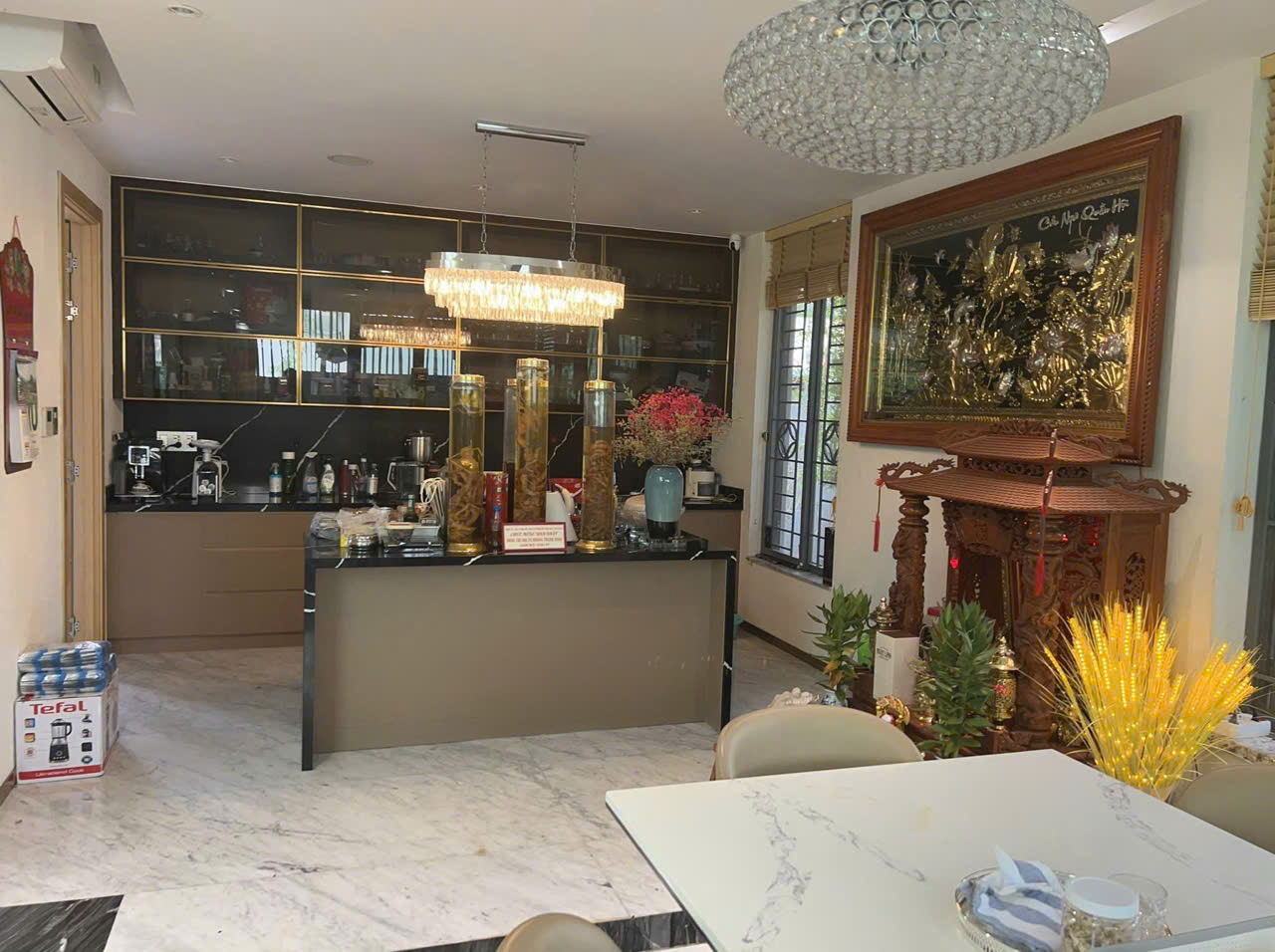 Biệt thự sân vườn view sông KDC Công Ích Q4 Phú Mỹ Quận 7, diện tích 278m2 nở hậu, có hồ bơi, thang máy, thiết kế cao cấp, không gian sống đẳng cấp, pháp lý rõ ràng, giá tốt.