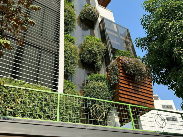 Biệt thự sân vườn view sông KDC Công Ích Q4 Phú Mỹ Quận 7, diện tích 278m2 nở hậu, có hồ bơi, thang máy, thiết kế cao cấp, không gian sống đẳng cấp, pháp lý rõ ràng, giá tốt.